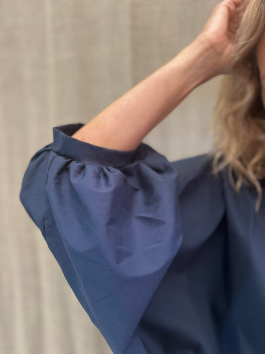 Bloesje met pofmouwen-navy