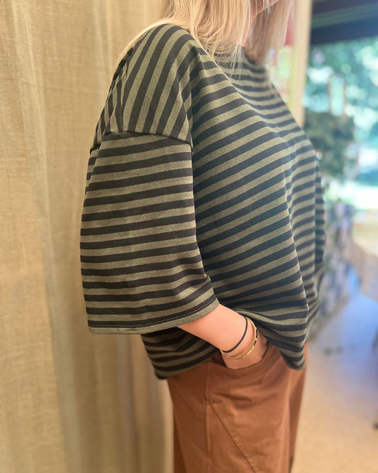 Oversized T-shirt – Khaki/Black Stripe
