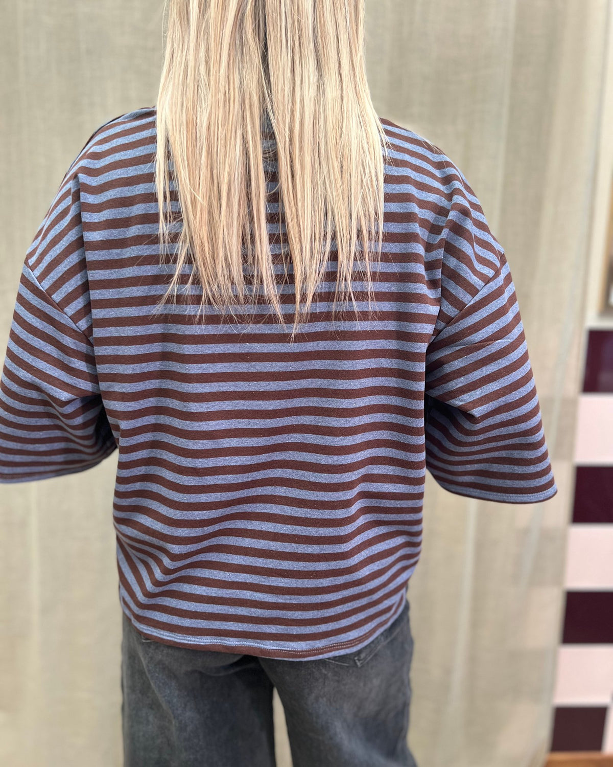 Oversized T-shirt –jeans/brown