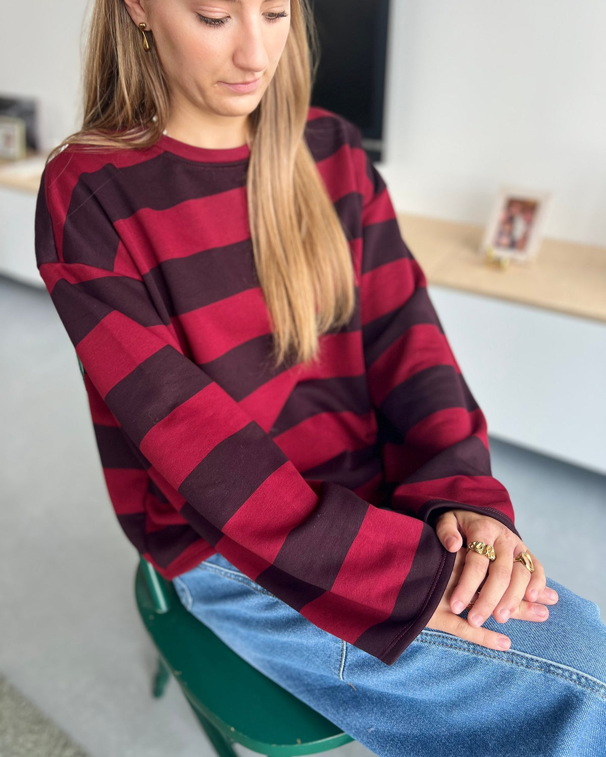 T-shirt-sweater streep