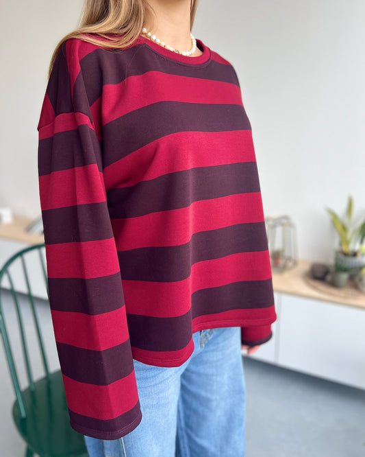 T-shirt-sweater streep