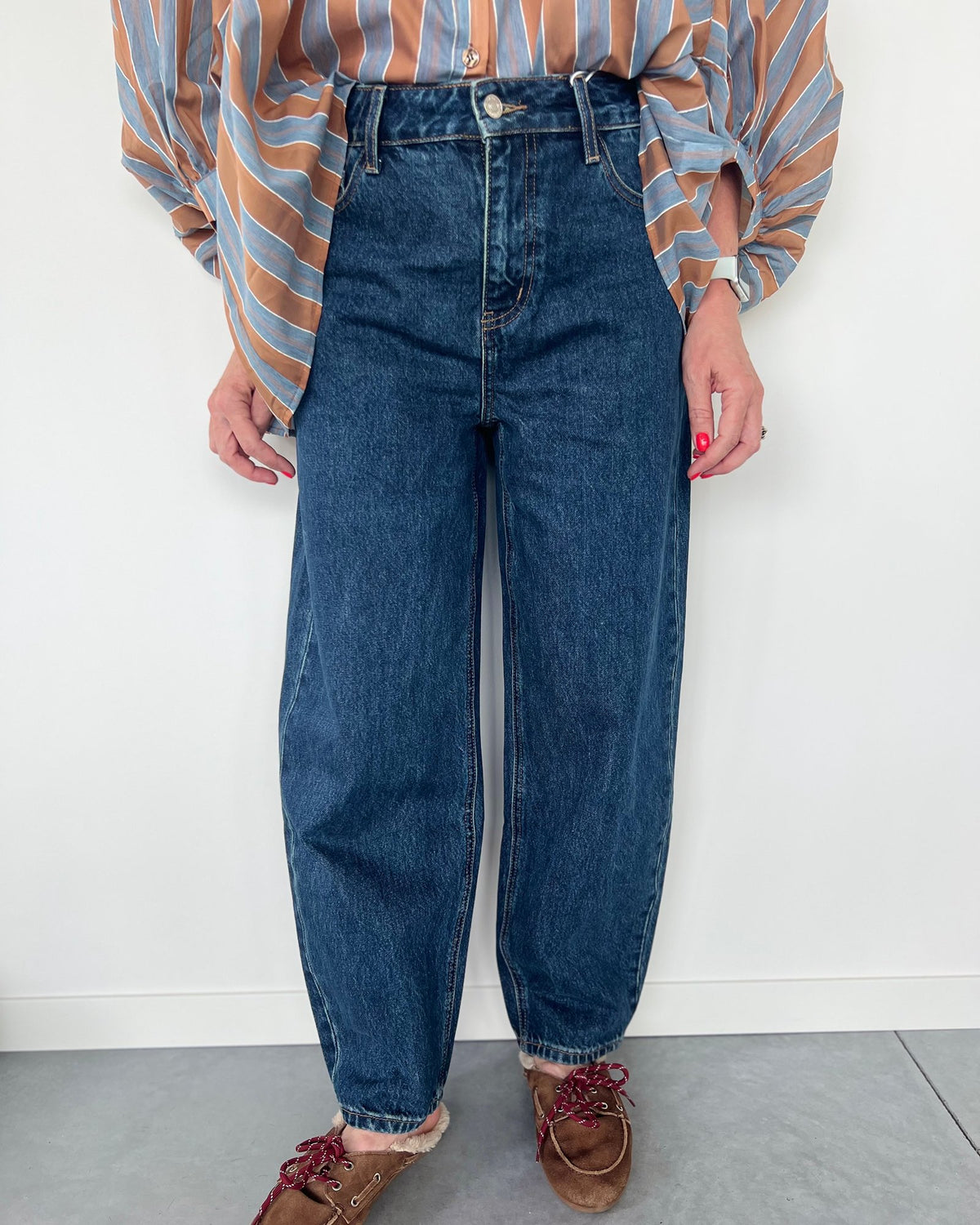 Barrel jeans