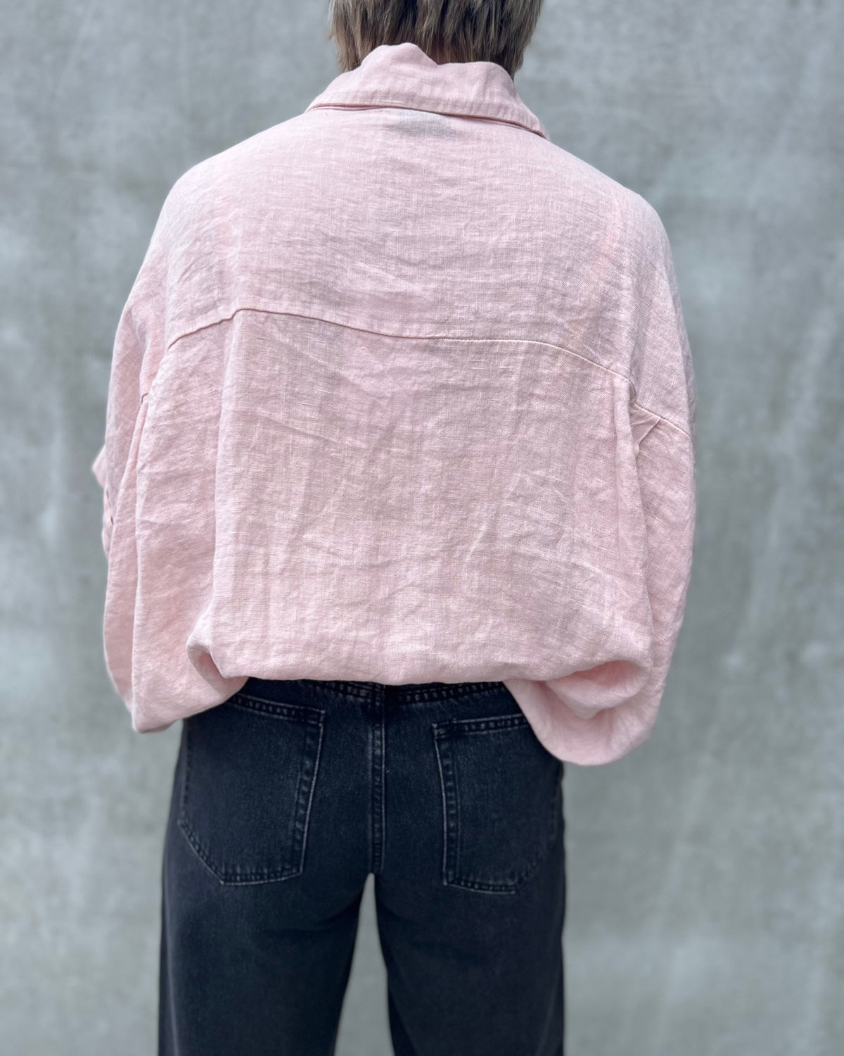 Oversized Linen Blouse – Soft Pink