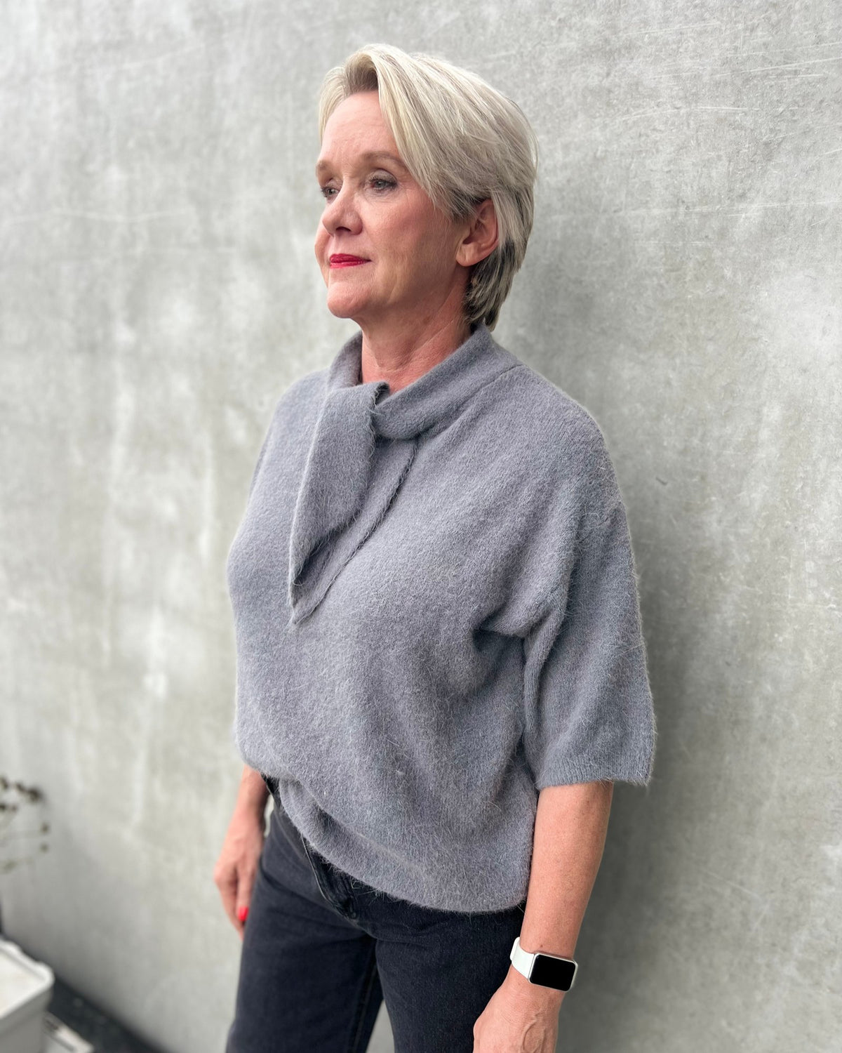 Supersoft top met sjaaltje-grijs