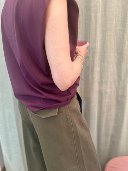 t-shirt met schoudervulling bordeaux