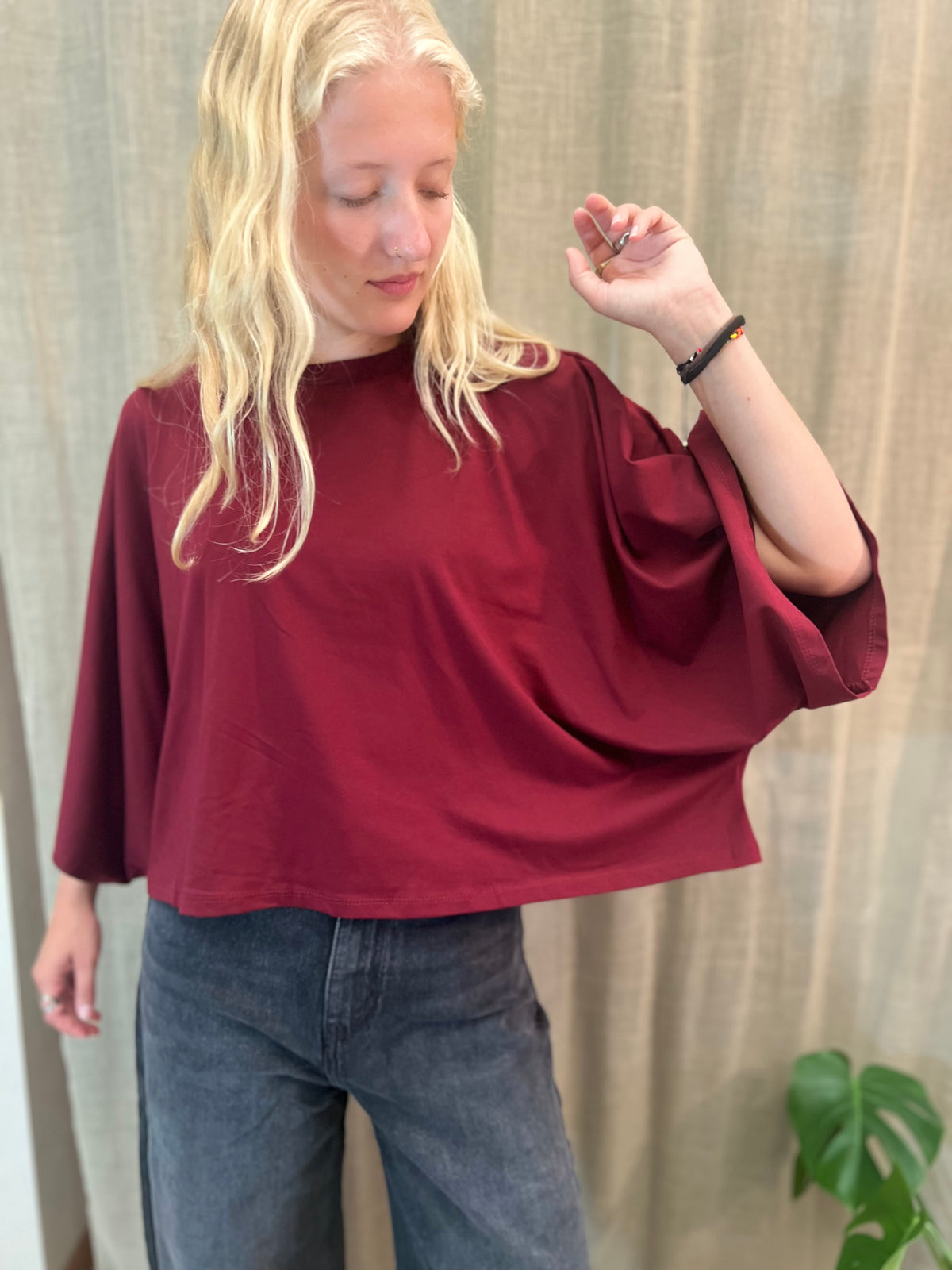 t-shirt bordeaux-batsleeves