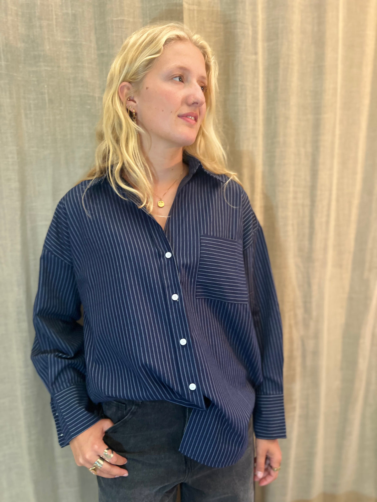 blousje navy met krijtstreep