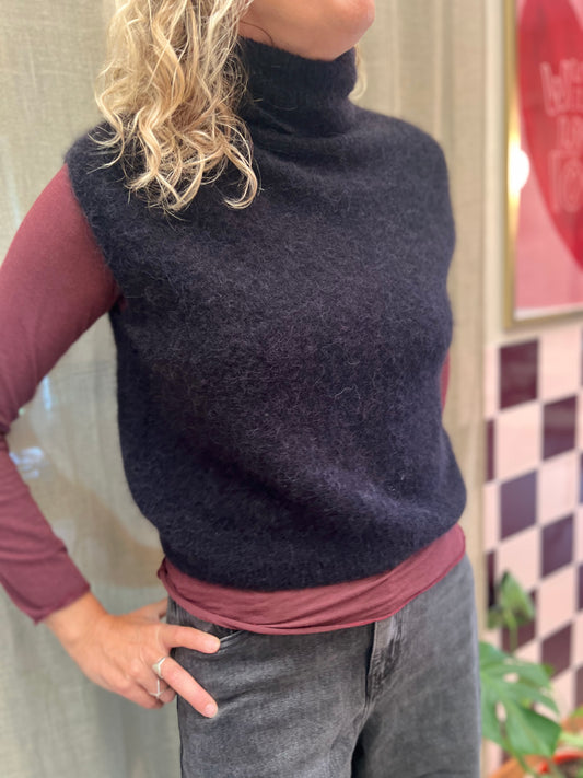 Souspull alpaca-zwart