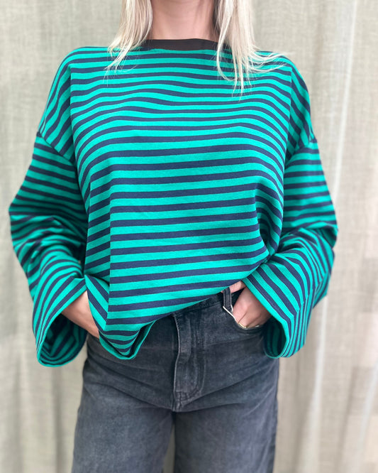 Basic Oversized Longsleeve – Navy/Green Stripe