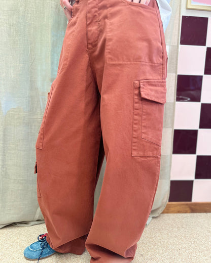 Wide Leg Cargo Pants – Rust-balloon shape