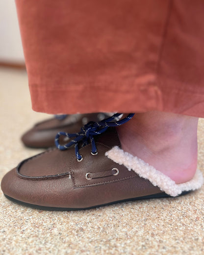 Bruine loafers met teddy