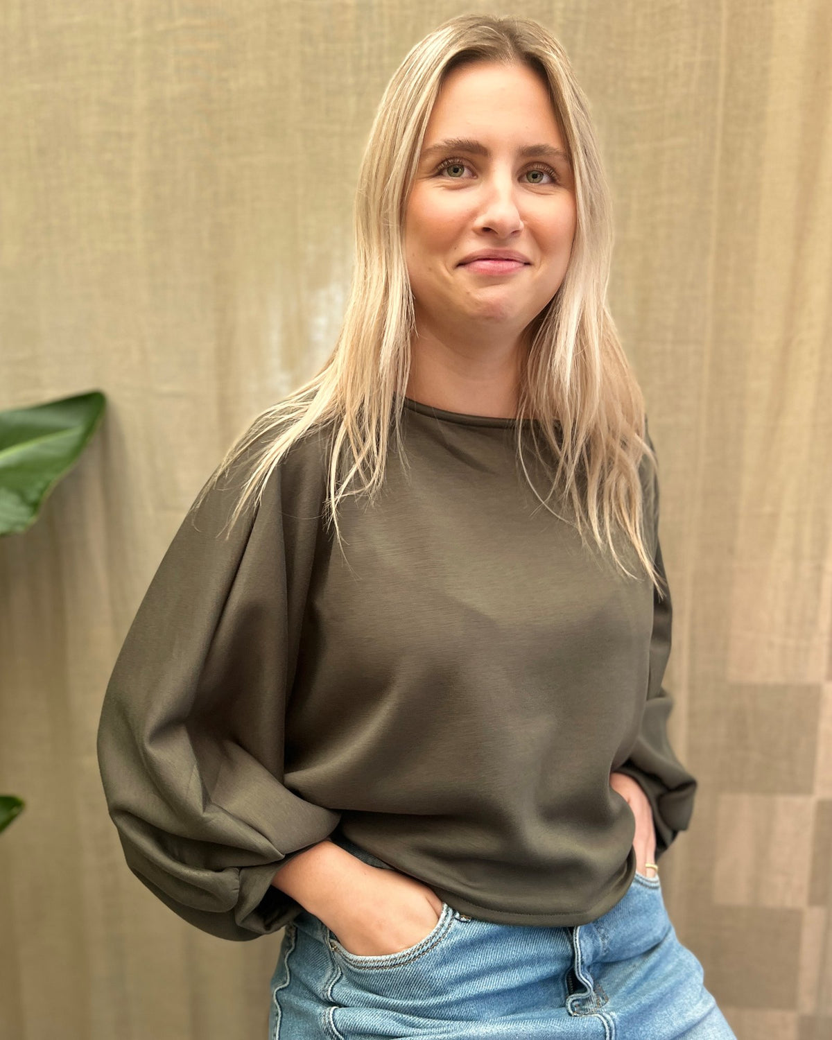 Heavy Jersey Top met Ballonmouwen – Kaki