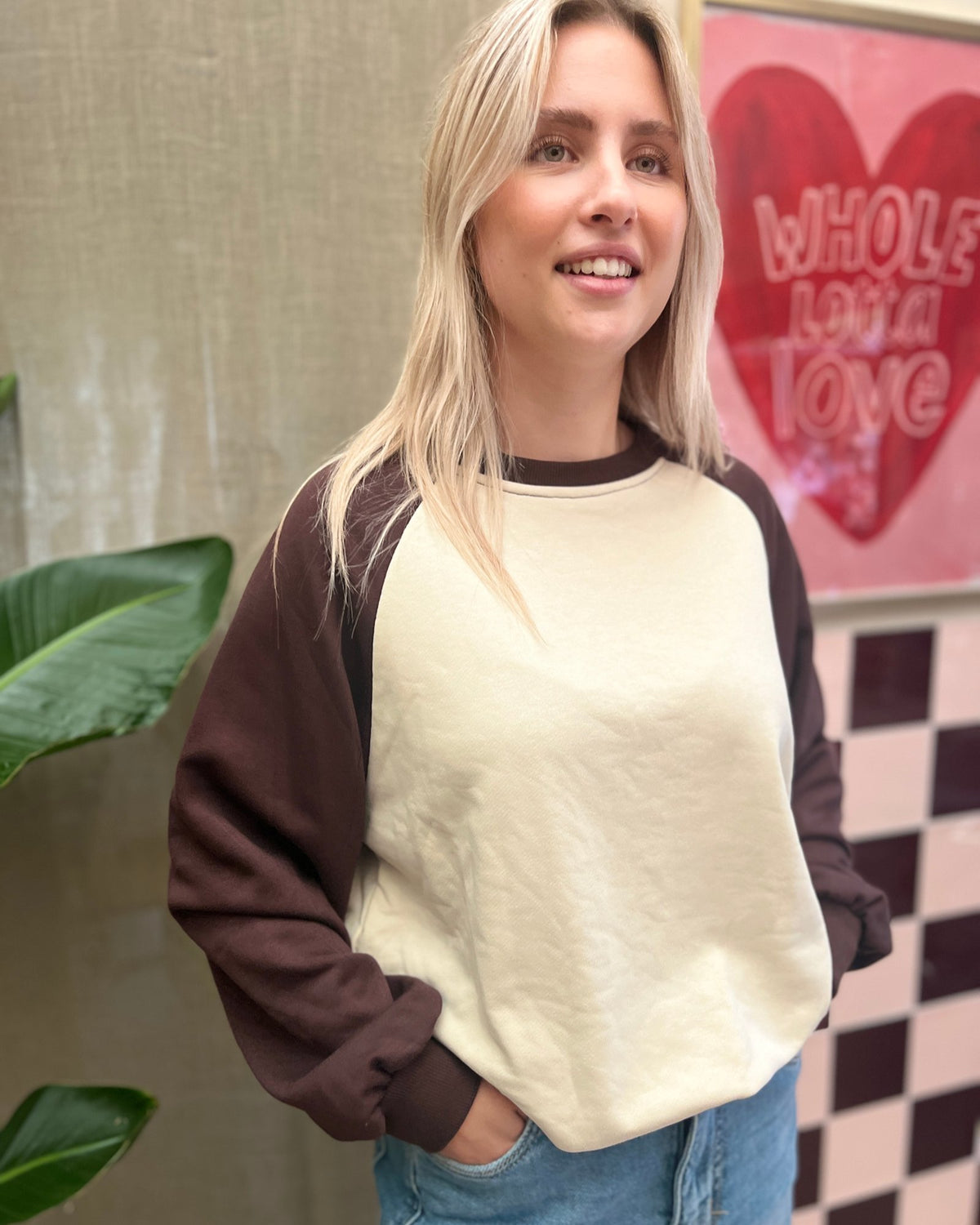 Oversized Raglan Sweater – Ecru & Bruin