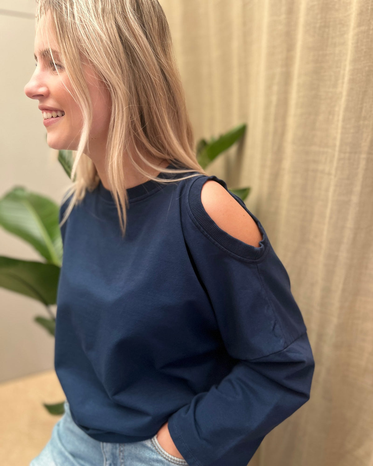 Navy Blue tshirt – Open Shoulder 💙