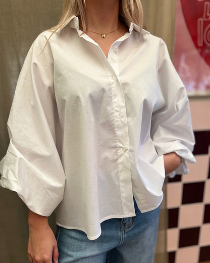 Witte Blouse met Oversized Mouwen